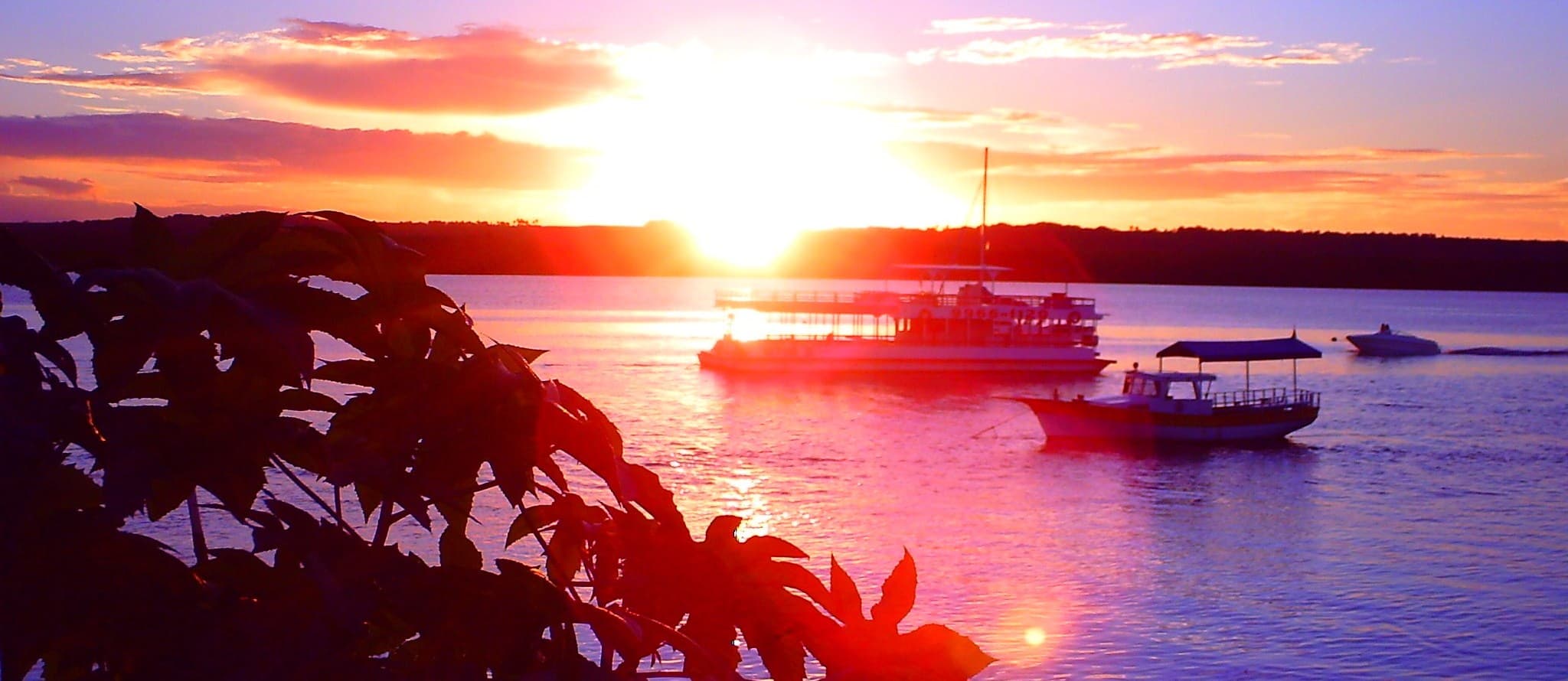 Pôr do sol na Praia do Jacaré, em Cabedelo